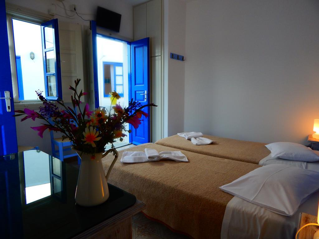 Evgenia Rooms And Apartments Folégandros 객실 사진