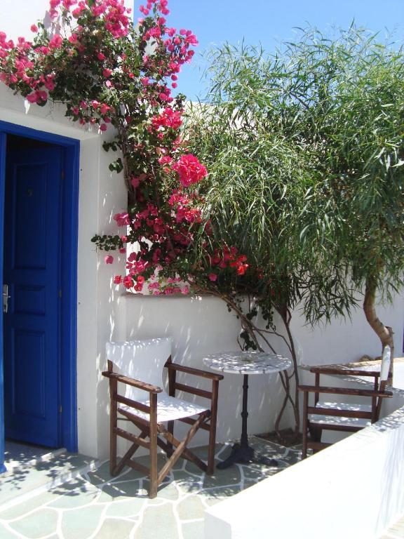 Evgenia Rooms And Apartments Folégandros 외부 사진