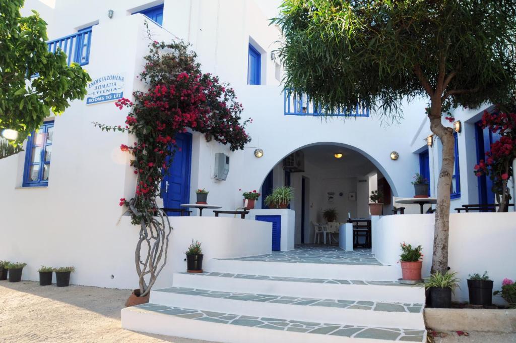 Evgenia Rooms And Apartments Folégandros 객실 사진