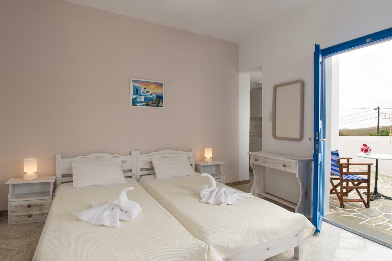 Evgenia Rooms And Apartments Folégandros 외부 사진